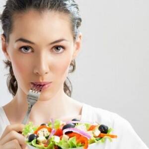 Can practising mindful eating help you lose weight? Can practising mindful eating help you lose weight?