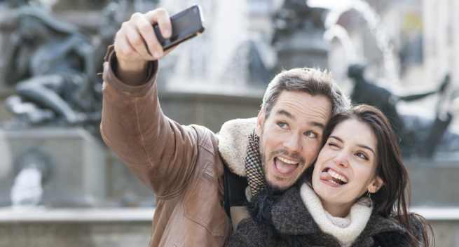 The cool & fun selfie