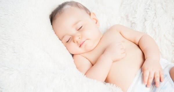 Earlier bedtime could cut childhood obesity risk