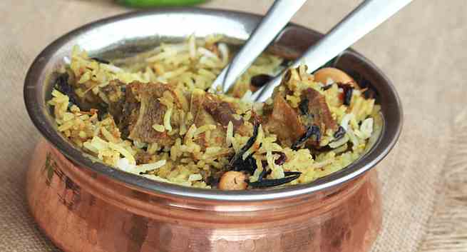 healthy lucknawi mutton-biryani