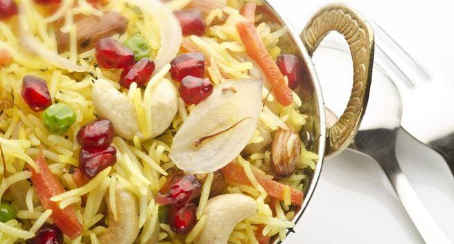 healthy lunch-zero oil shahi korma biryani by tarla dalal-THS