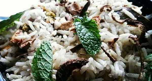 healthy smoked-chicken-biryani-THS