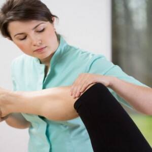How physiotherapy is used to treat cystic fibrosis How physiotherapy is used to treat cystic fibrosis
