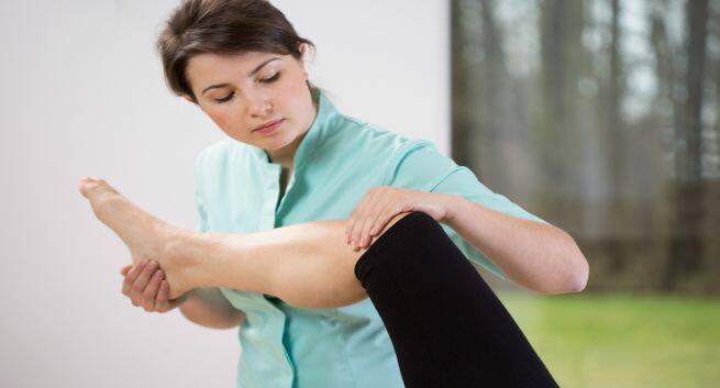 How physiotherapy is used to treat cystic fibrosis How physiotherapy is used to treat cystic fibrosis
