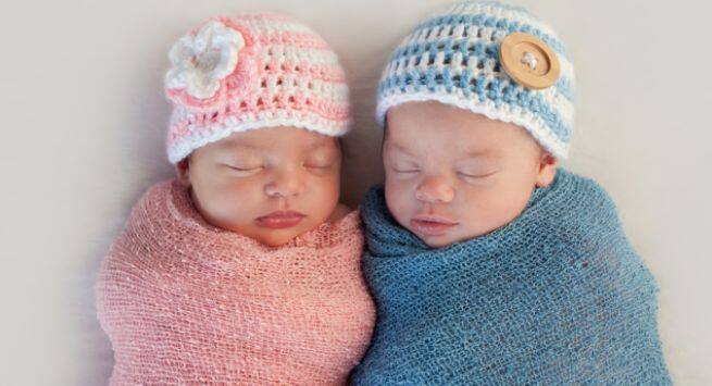 baby boy and baby girl Hindi