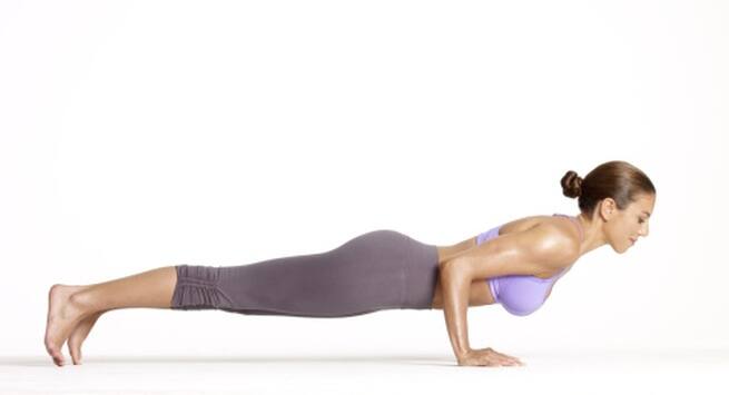 Chaturanga dandasana