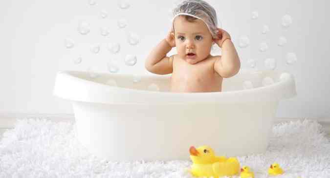 Baby Product Review: Baby Dove Sensitive Moisture Bar Baby Product Review: Baby Dove Sensitive Moisture Bar
