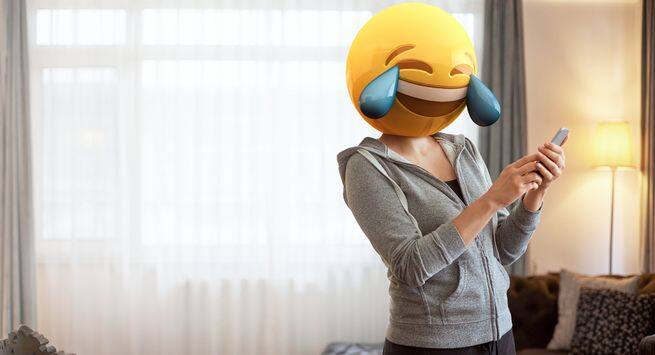 Smiling-releases-endorphins fun facts you never knew about your SMILE