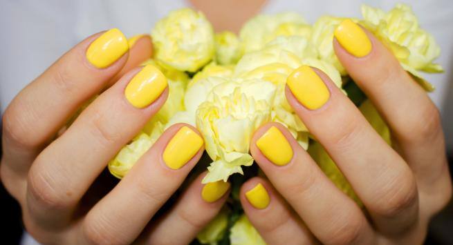 Αποτέλεσμα εικόνας για yellow nails