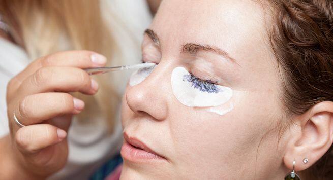 Lash-dyeing beauty routines you should never DIY at home in hindi