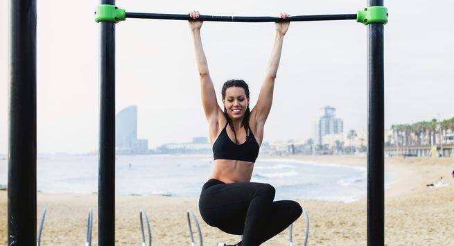 Pull-ups workout that will help you sculpt a sexy back in 15 days in hindi