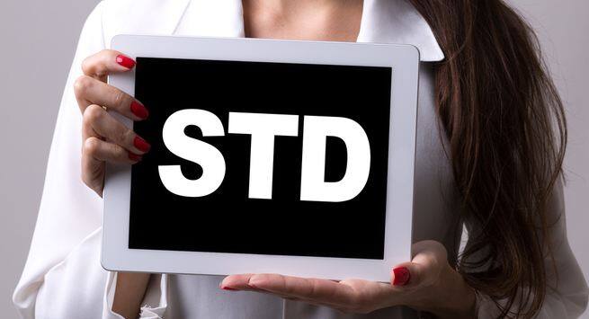 STD-reason why you need to pee in the middle of the night