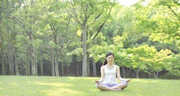 kapalbhati-pranayam-for-stressfree skin