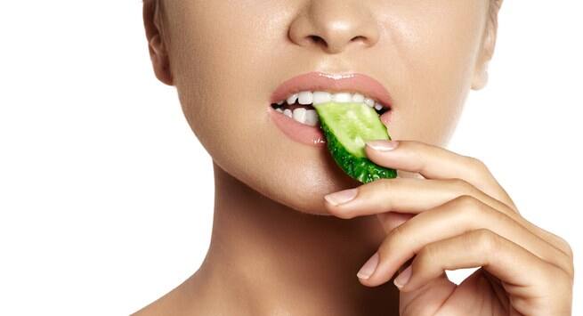 Chew-slowly-tips to burn more calorie