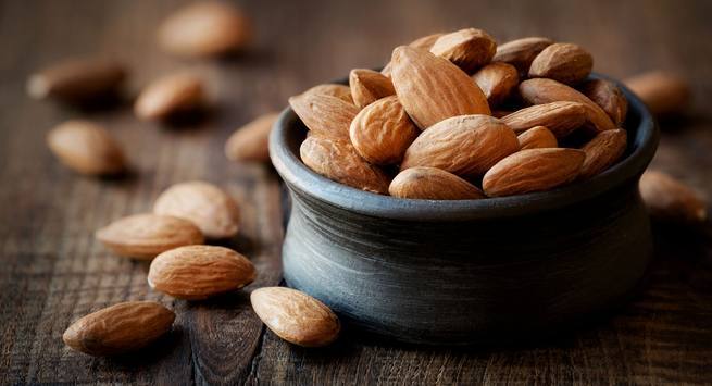 Flavoured-almonds