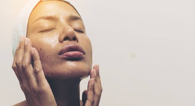 Treating-oiliness