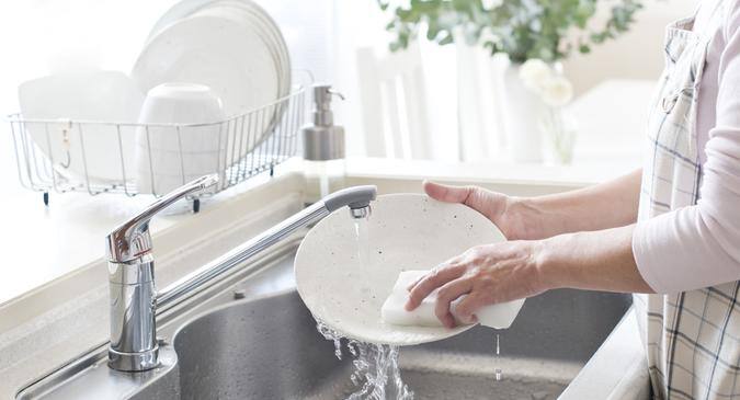 Washing dishes