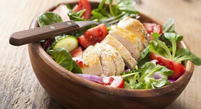 Things you should never add to your salad