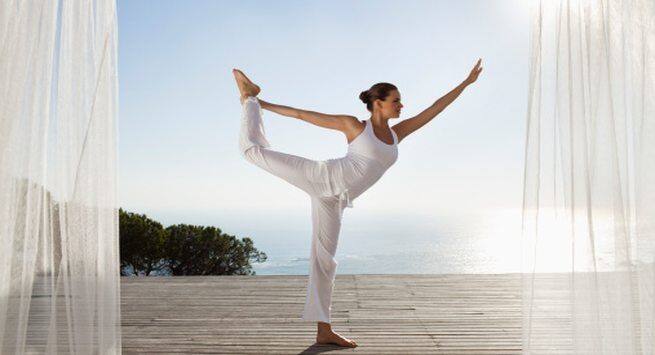 Yoga asanas to do after a run to tone your abs