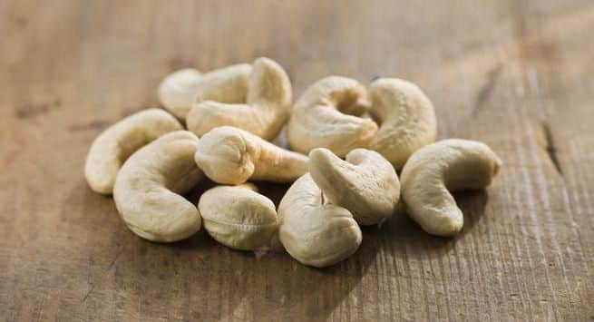 Cashew-nuts hindi