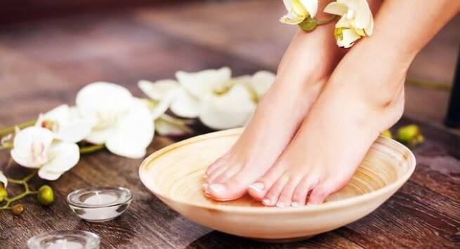 Essential oils that will make your feet smell so much better