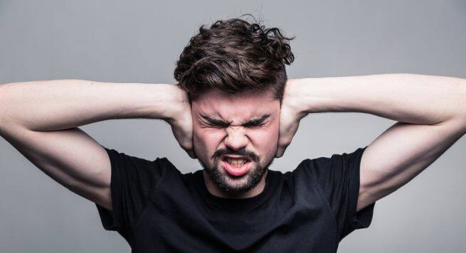 people reveal their WEIRDEST migraine triggers08