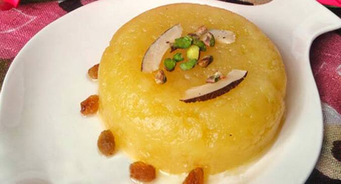 Ayurveda expert recommended healthy weight gain recipe: Potato pudding or Aloo ka halwa Ayurveda expert recommended healthy weight gain recipe: Potato pudding or Aloo ka halwa