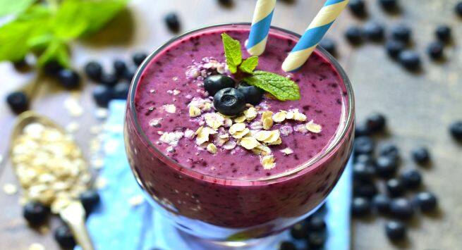 Oat plus fruit smoothie Hindi