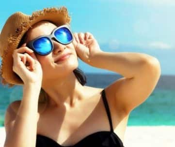 गर्मियों में हमेशा साथ रखें ये 5 प्रोडक्ट्स गर्मियों में हमेशा साथ रखें ये 5 प्रोडक्ट्स