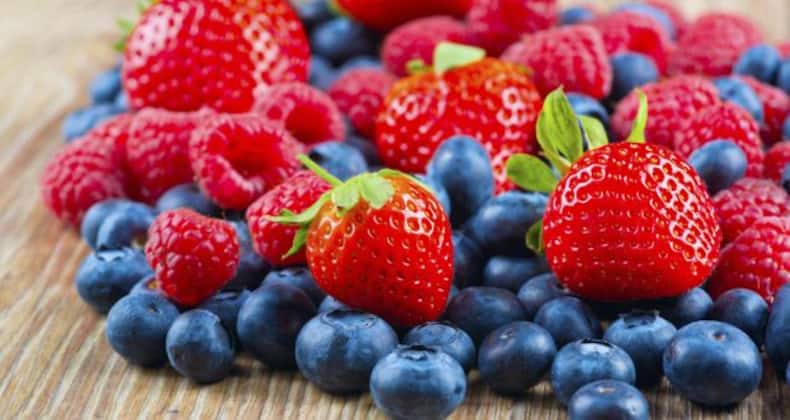 4 fruit face packs for glowing skin (Gallery)