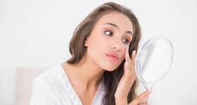 3-minute yoga session to beat dark circles and wrinkles