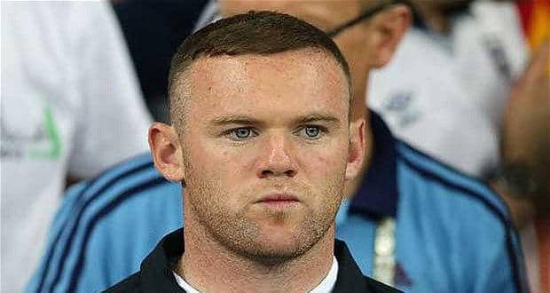 Manchester United striker Wayne Rooney gets second hair transplant |  