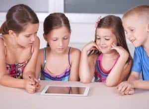 Young children-smartphone-tablet