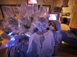 'Robotic surgery fast gaining popularity, acceptance'