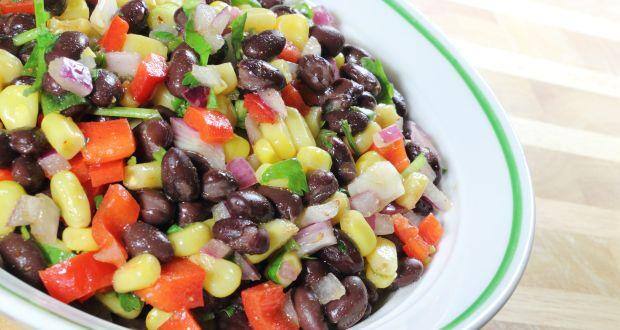 vegetarian chill with mixed beans