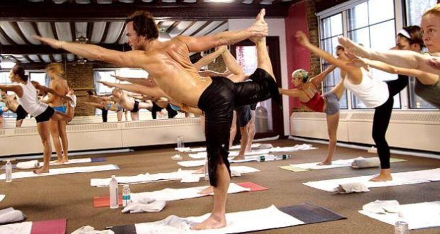 Bikram Yoga For Losing Weight? Here Are 10 Benefits Of Doing Bikram