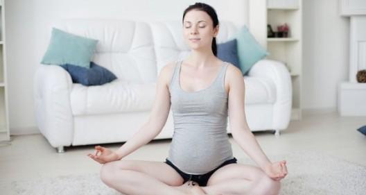 7 yoga tips for a happy pregnancy | TheHealthSite.com