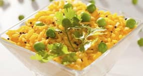 Poha -- one of the healthiest breakfast options for you