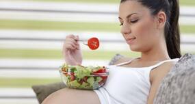 The 7 essentials of a perfect pregnancy diet