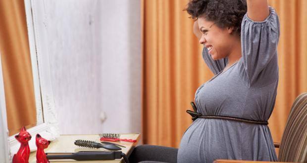 Pregnant woman skin problems