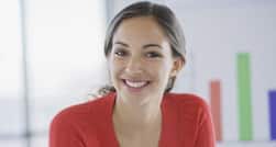 Whiten your teeth naturally with these remedies (Gallery)