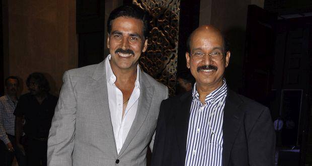 Akshay Kumar with Dr. Ramakant Panda ( Asian Heart Institute )