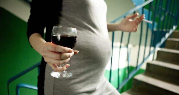 Why Are Pregnant Women Asked Not To Smoke And Drink During Pregnancy Pregnancy Query Read