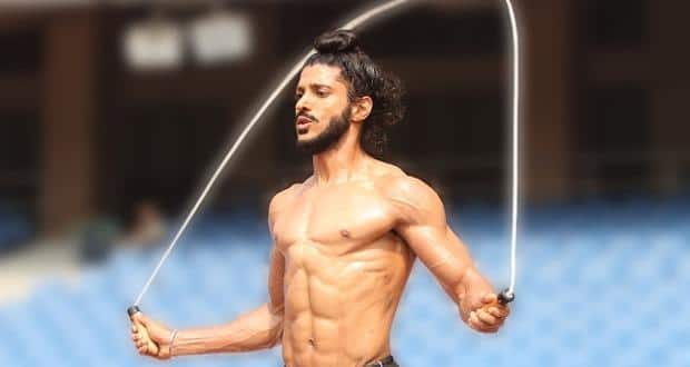 Farhan Akhtar skipping in Bhaag Milkha Bhaag