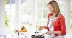 How to cook food without using a single drop of oil!