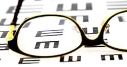 Follow these hacks to get rid of spectacle marks