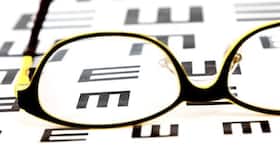 Follow these hacks to get rid of spectacle marks