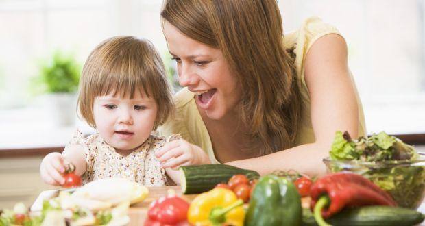 kid with mom