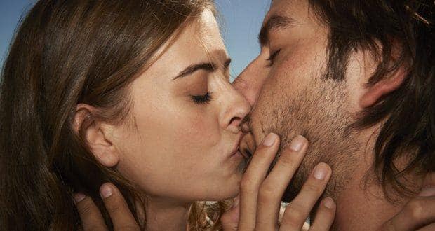 Can Kissing Help You Burn Calories And Lose Weight Read