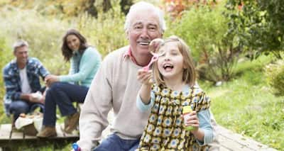 When grandparents spend more time with your children | TheHealthSite.com